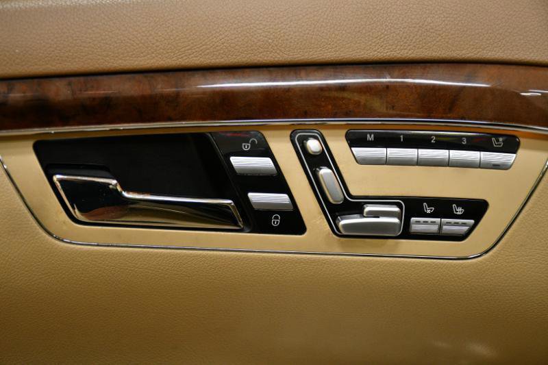 Used 2007 Mercedes-Benz S 550 image 17