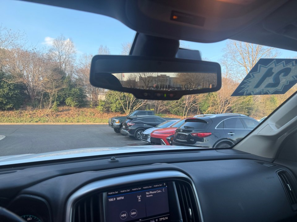 Used 2021 Chevrolet Colorado LT w/ Fleet Safety Package image 35