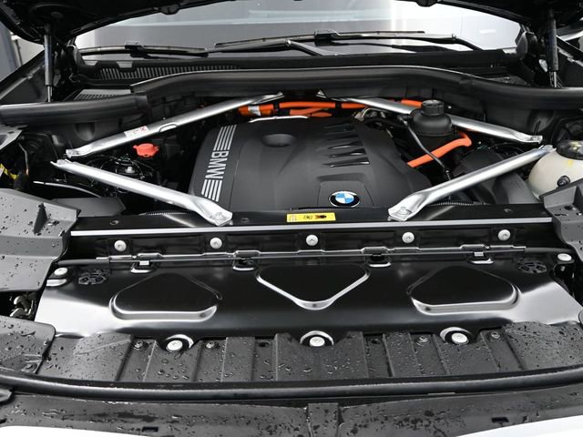 Used 2025 BMW X5 xDrive50e image 19