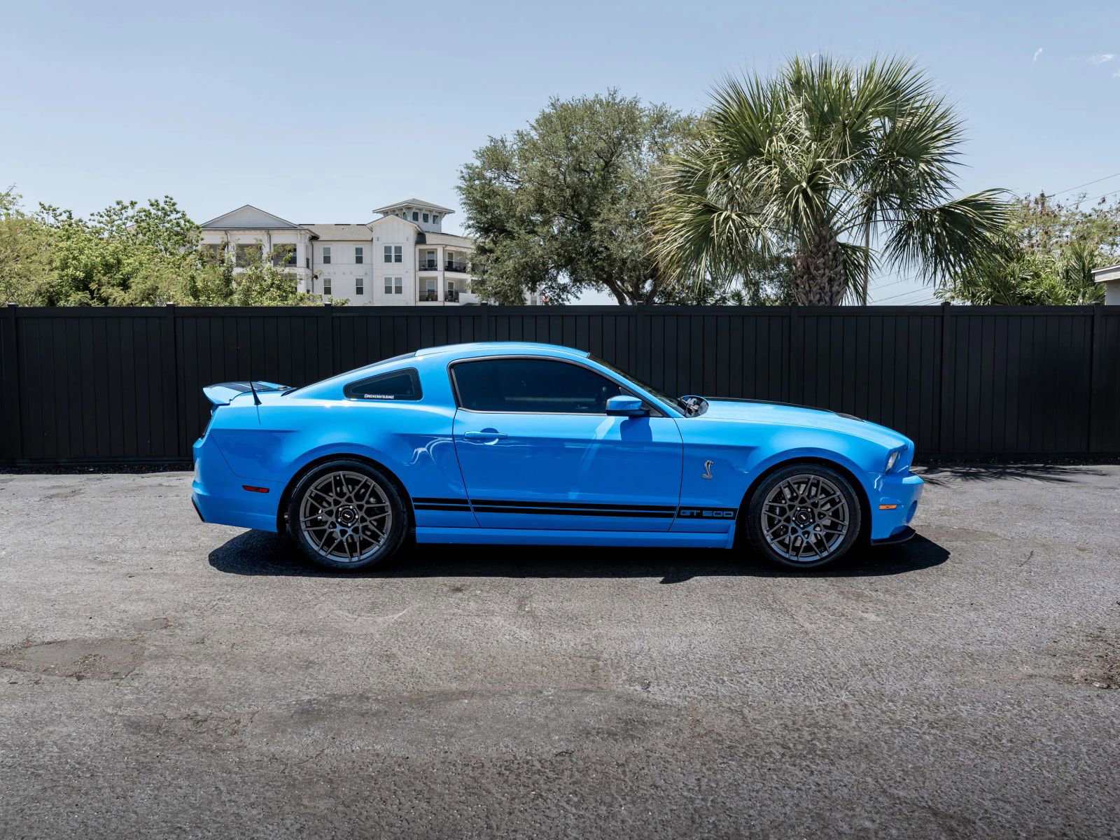 Used 2013 Ford Mustang Shelby GT500 RWD image 2