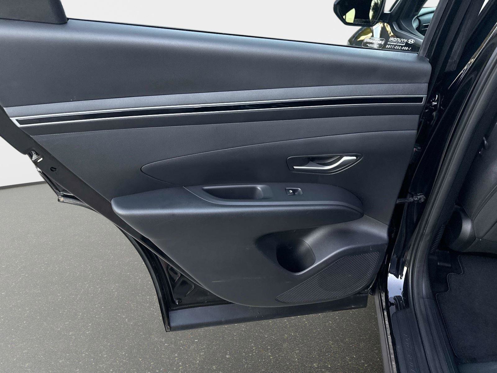 Certified 2024 Hyundai Tucson SEL image 11