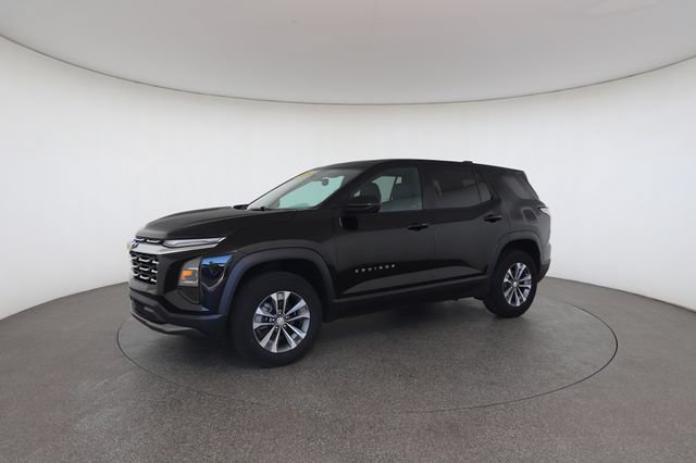 Used 2025 Chevrolet Equinox LT FWD image 4