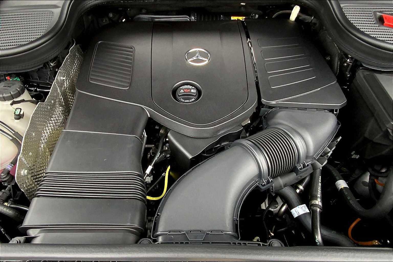 New 2025 Mercedes-Benz GLE 450e GLE 450e image 17