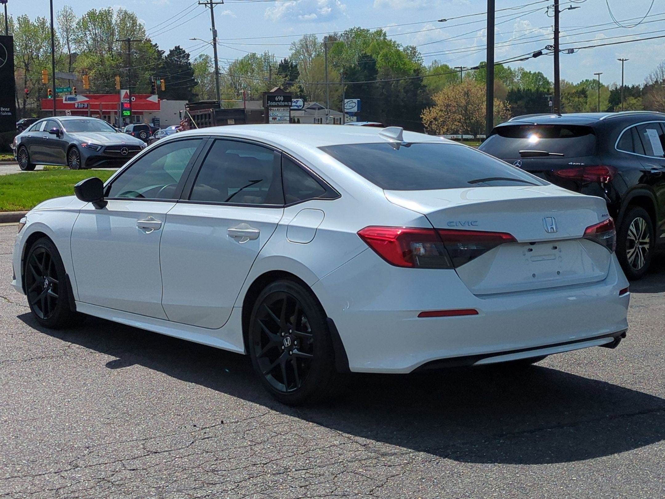 Used 2022 Honda Civic Sport image 6