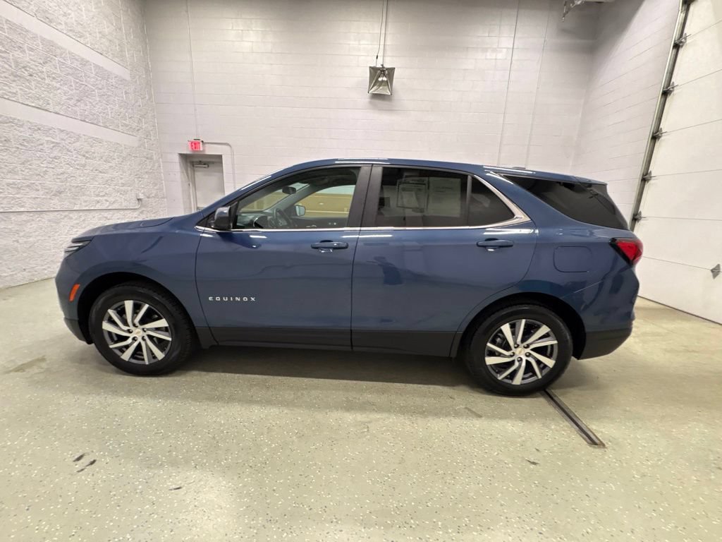 Used 2024 Chevrolet Equinox LT AWD/4WD image 7