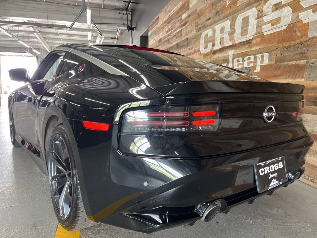 Used 2024 Nissan Z Performance w/ Floor Mat Package RWD image 20
