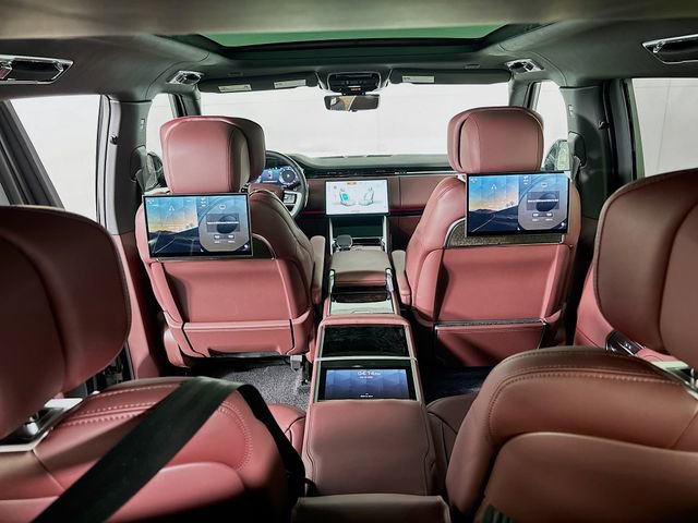 New 2026 Land Rover Range Rover Long Wheelbase Autobiography image 24