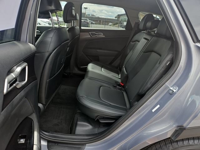 Used 2024 Kia Sportage EX FWD image 24