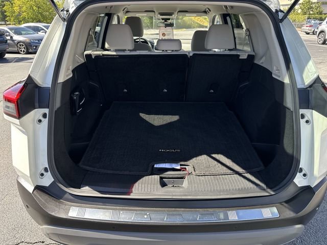 Certified 2023 Nissan Rogue SV image 32