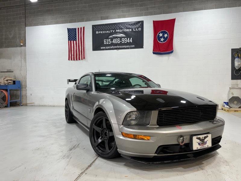 Used 2009 Ford Mustang GT Premium image 2