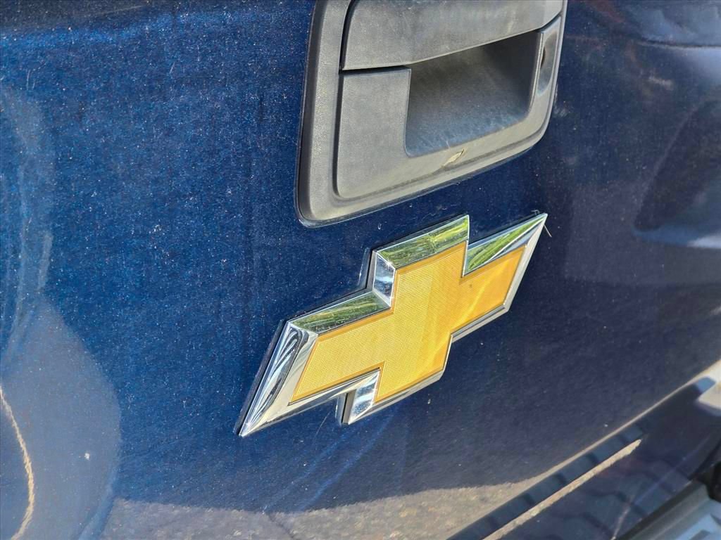 Used 2019 Chevrolet Colorado W/T w/ WT Convenience Package RWD image 16