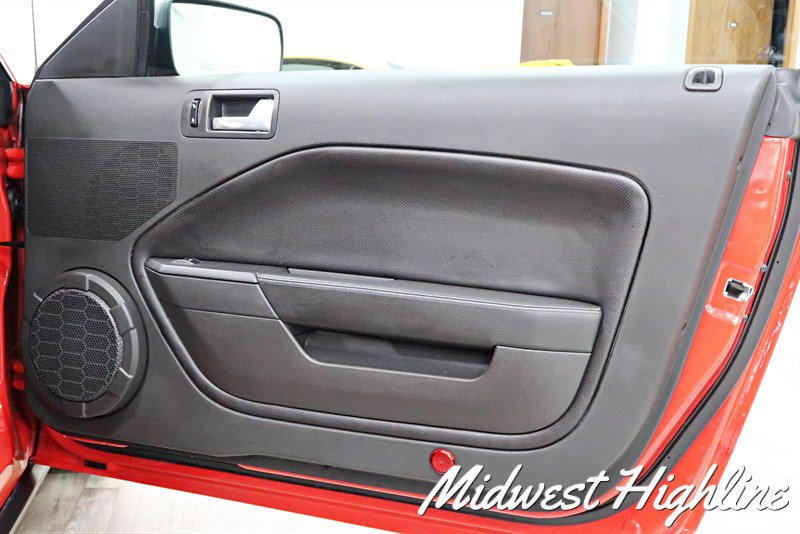 Used 2009 Ford Mustang Shelby GT500 RWD image 39