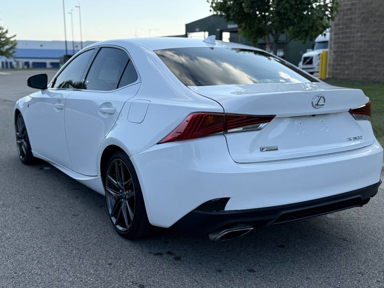 Used 2018 Lexus IS 300 F Sport w/ F Sport Package image 4