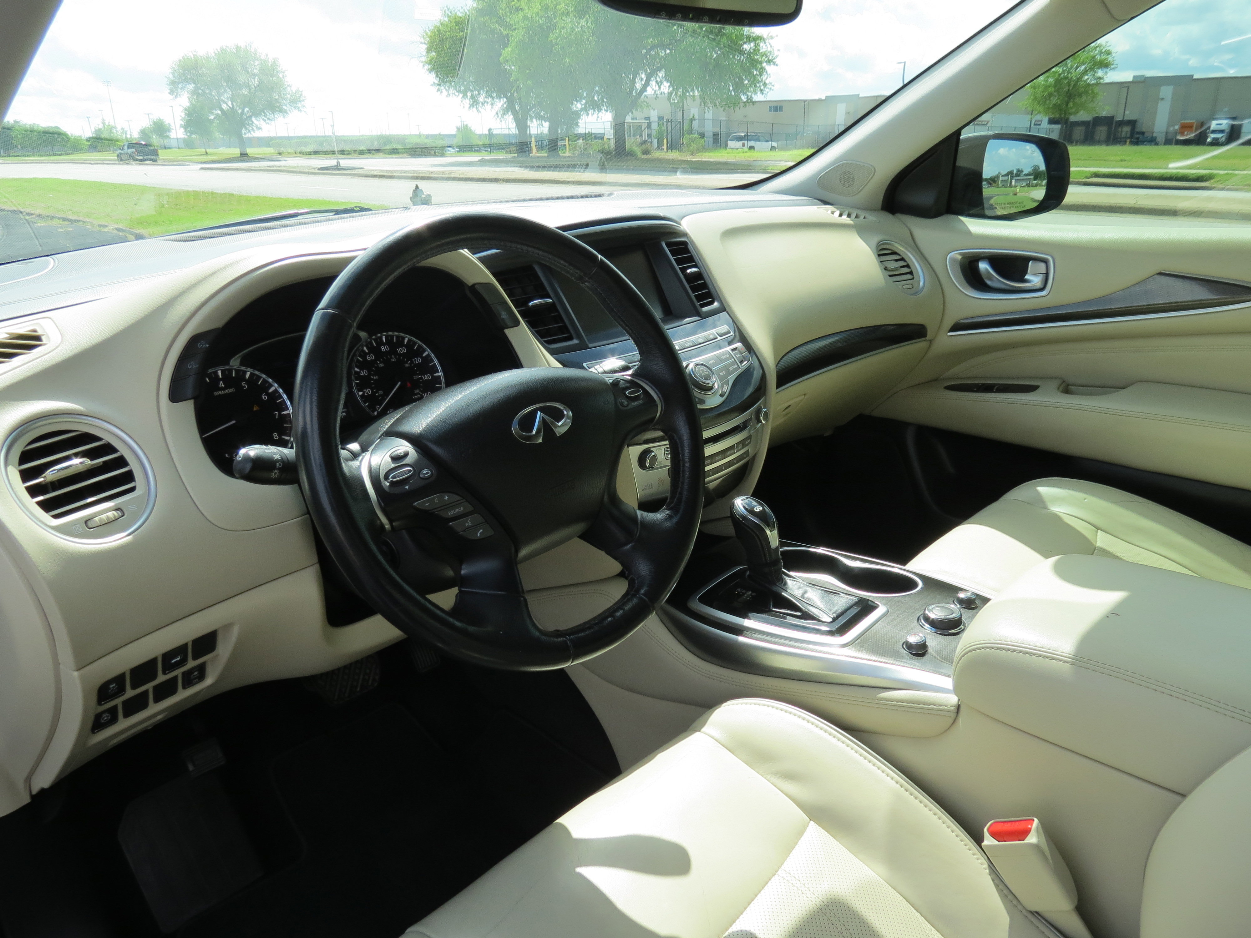 Used 2018 INFINITI QX60 FWD w/ Premium Plus Package image 24