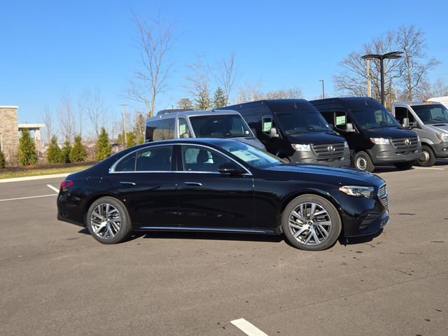 New 2026 Mercedes-Benz E 350 4MATIC Sedan image 2