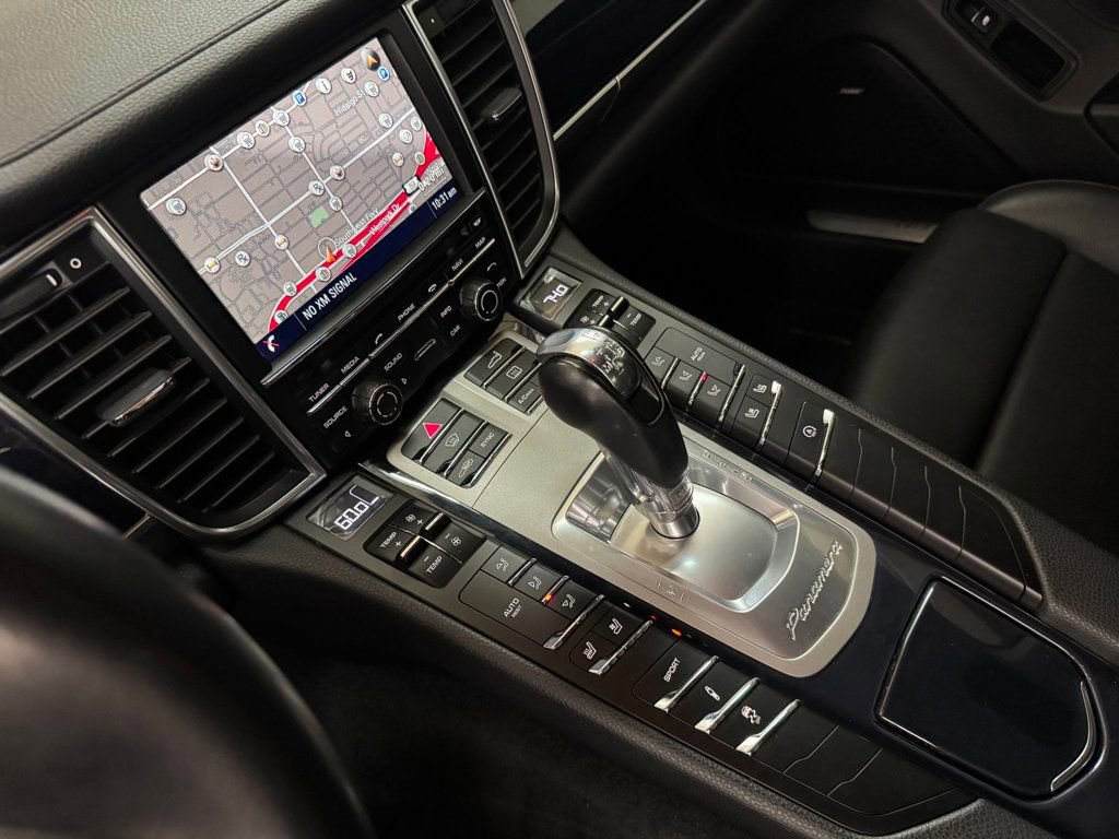 Used 2016 Porsche Panamera Edition image 49