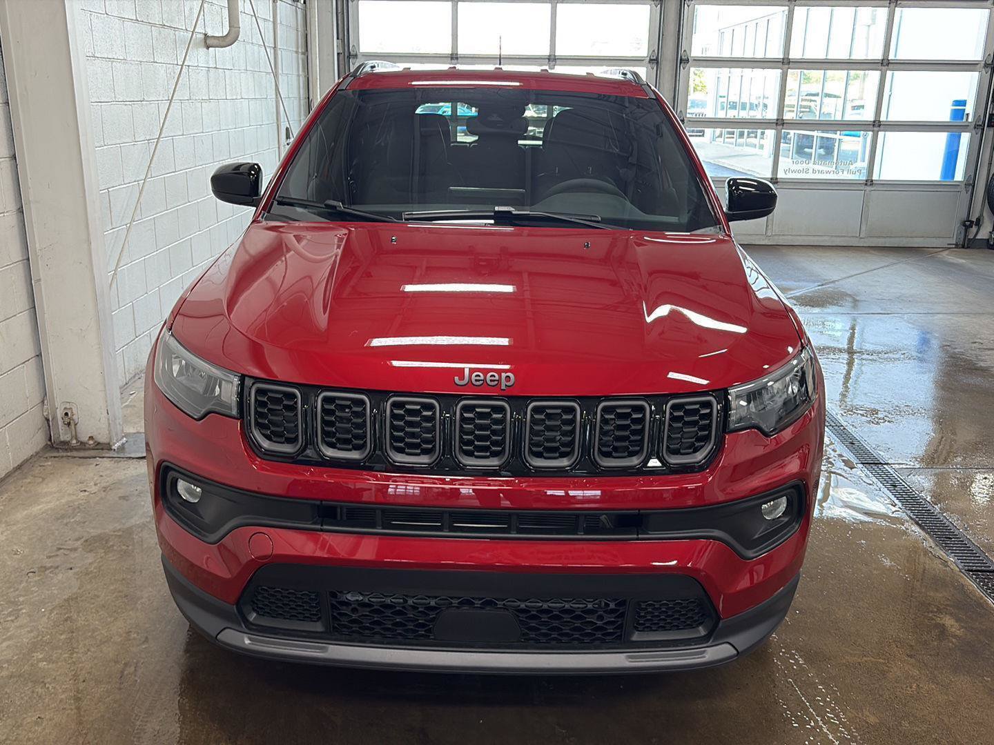New 2026 Jeep Compass Latitude AWD/4WD image 37