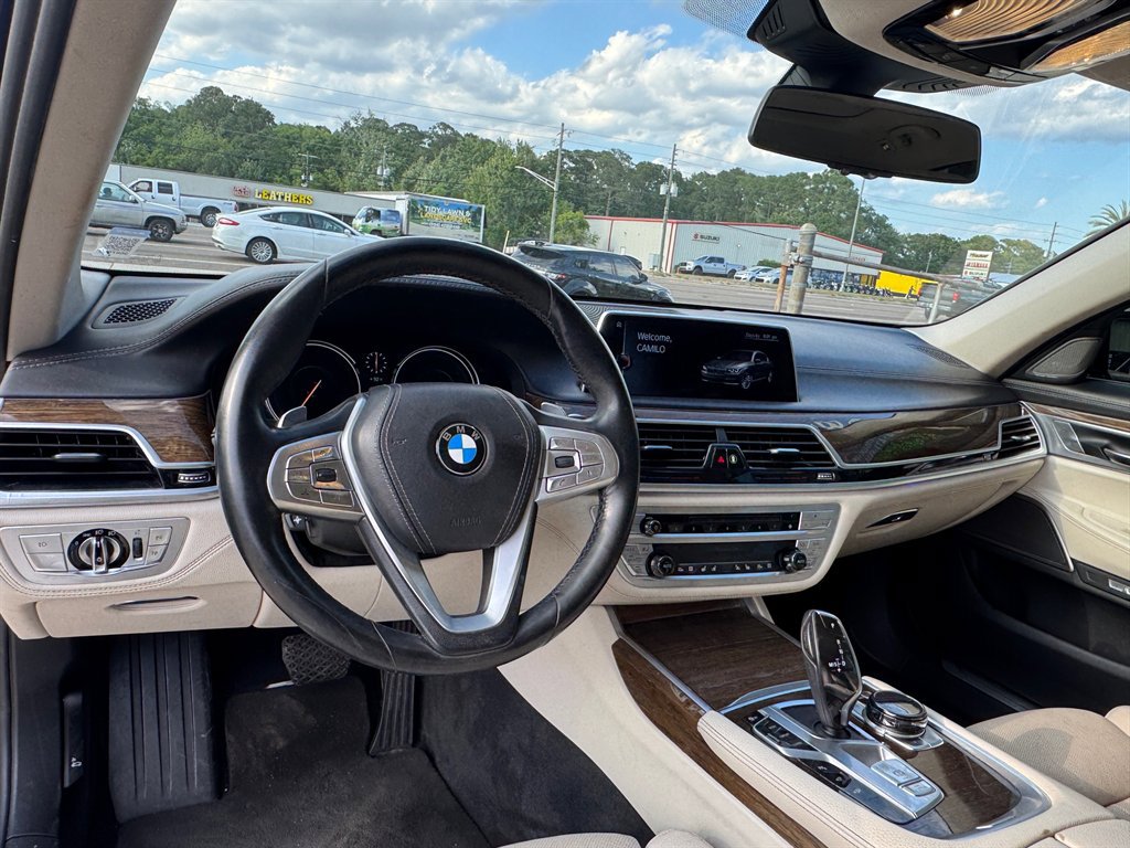 Used 2016 BMW 740i RWD image 10