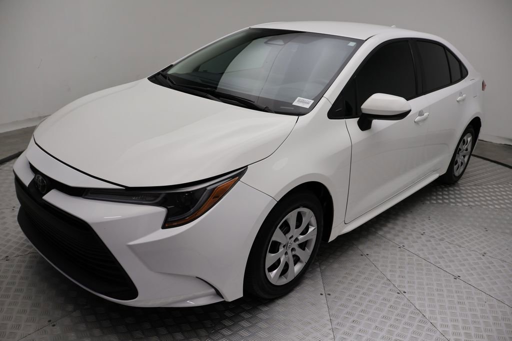 Certified 2025 Toyota Corolla LE w/ Convenience Package FWD image 2
