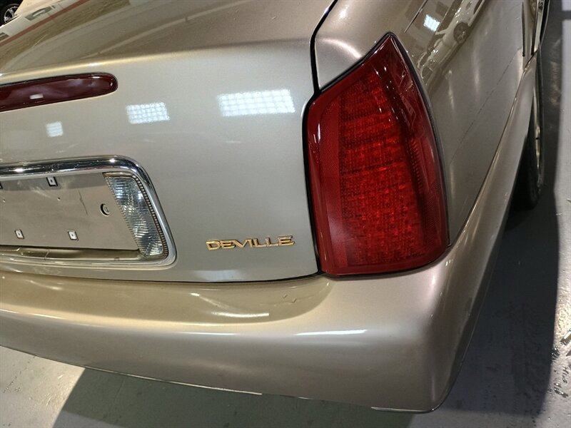 Used 2001 Cadillac De Ville FWD image 19