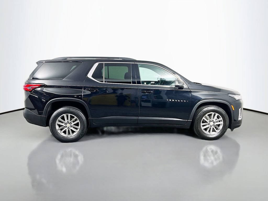 Used 2023 Chevrolet Traverse LT w/ LPO, Floor Liner Package FWD image 4