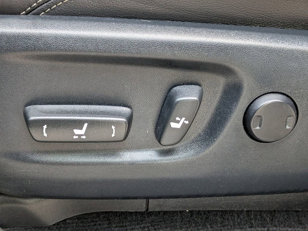 Used 2018 Toyota 4Runner Limited AWD/4WD image 20