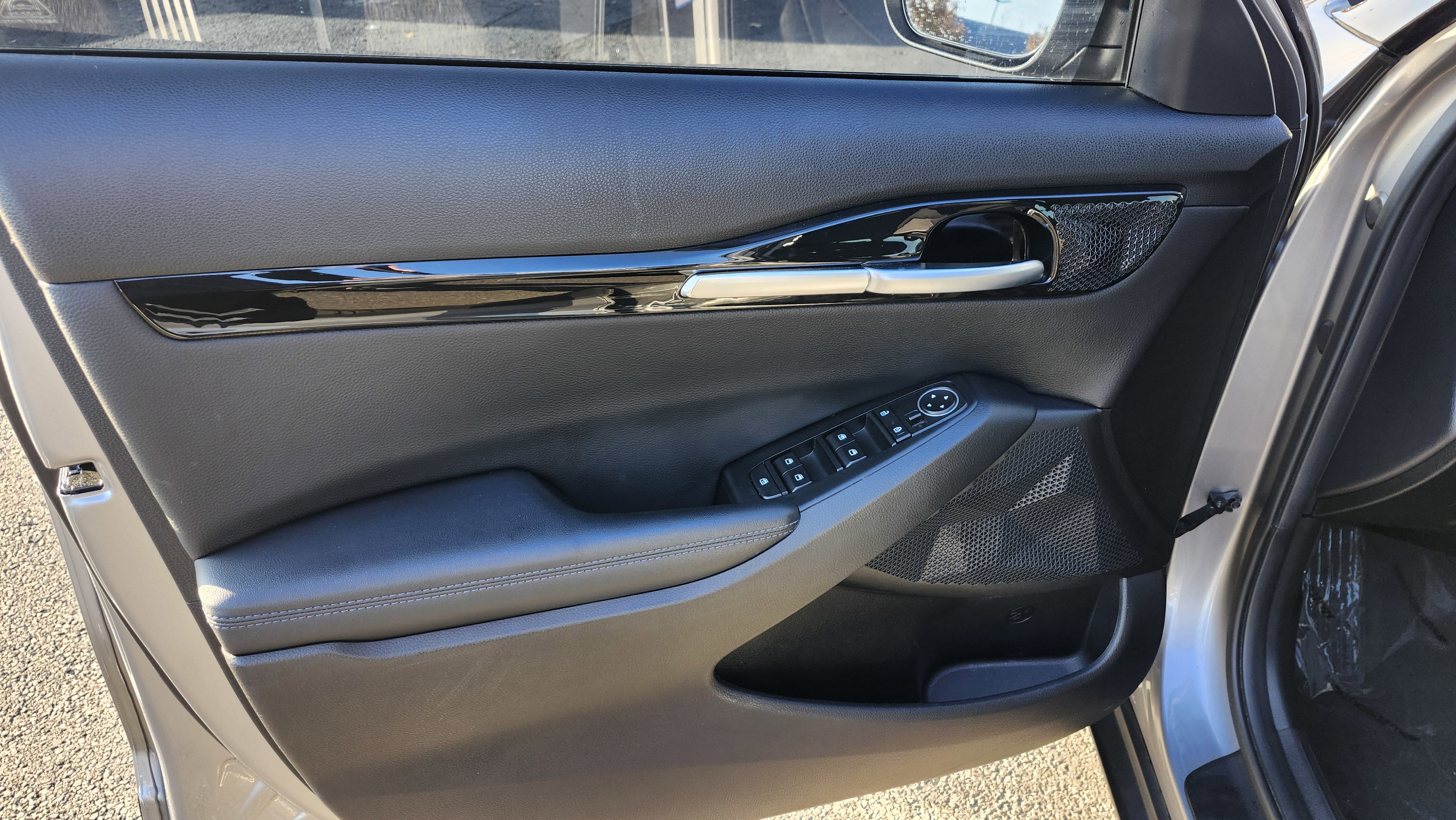 Used 2023 Kia Seltos S image 18