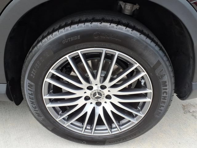Certified 2025 Mercedes-Benz GLC 300 4MATIC image 24