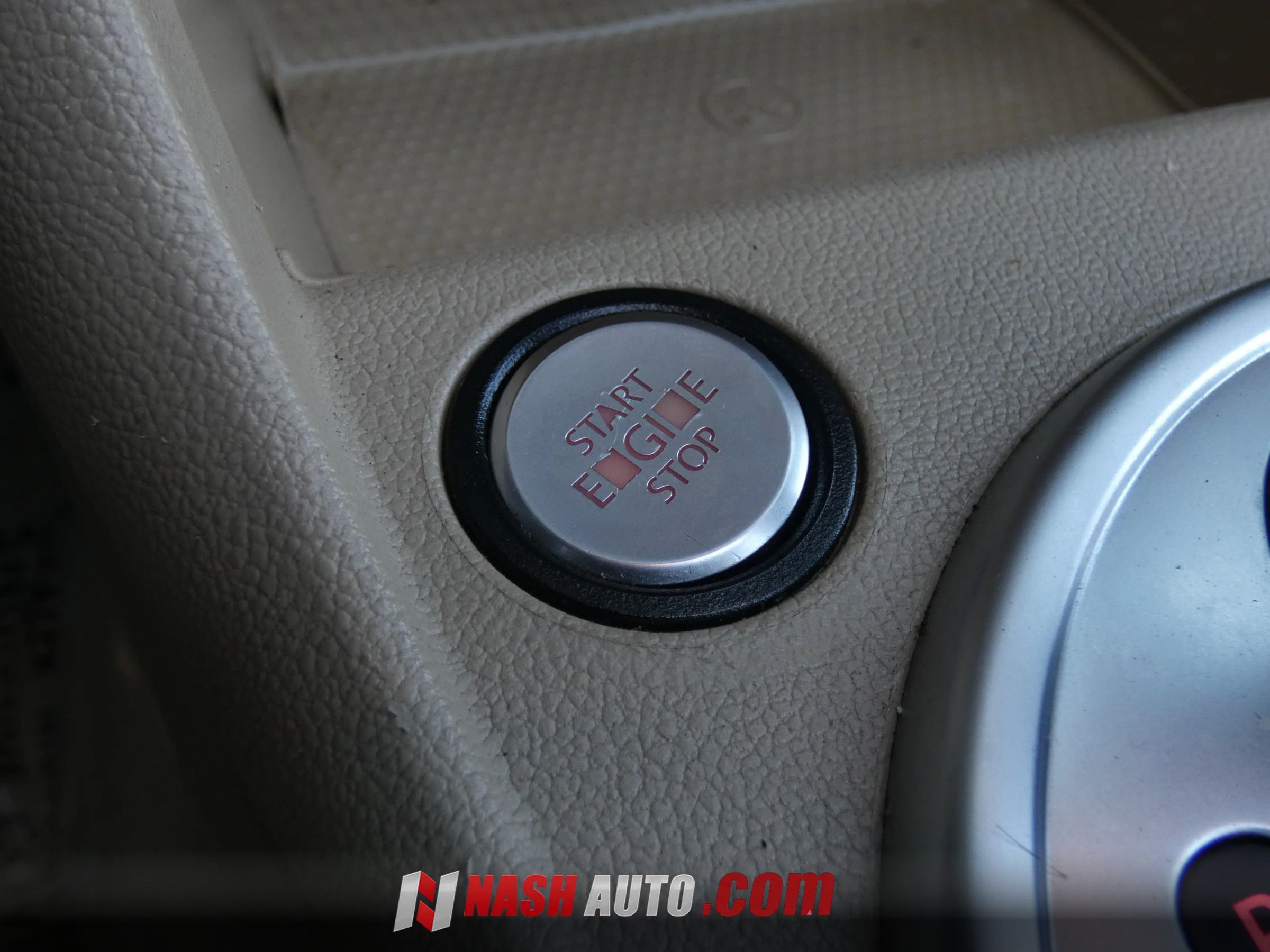 Used 2014 Volkswagen Beetle TDI FWD image 52