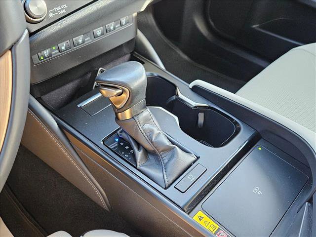 Used 2024 Lexus ES 350 w/ Luxury Package image 12