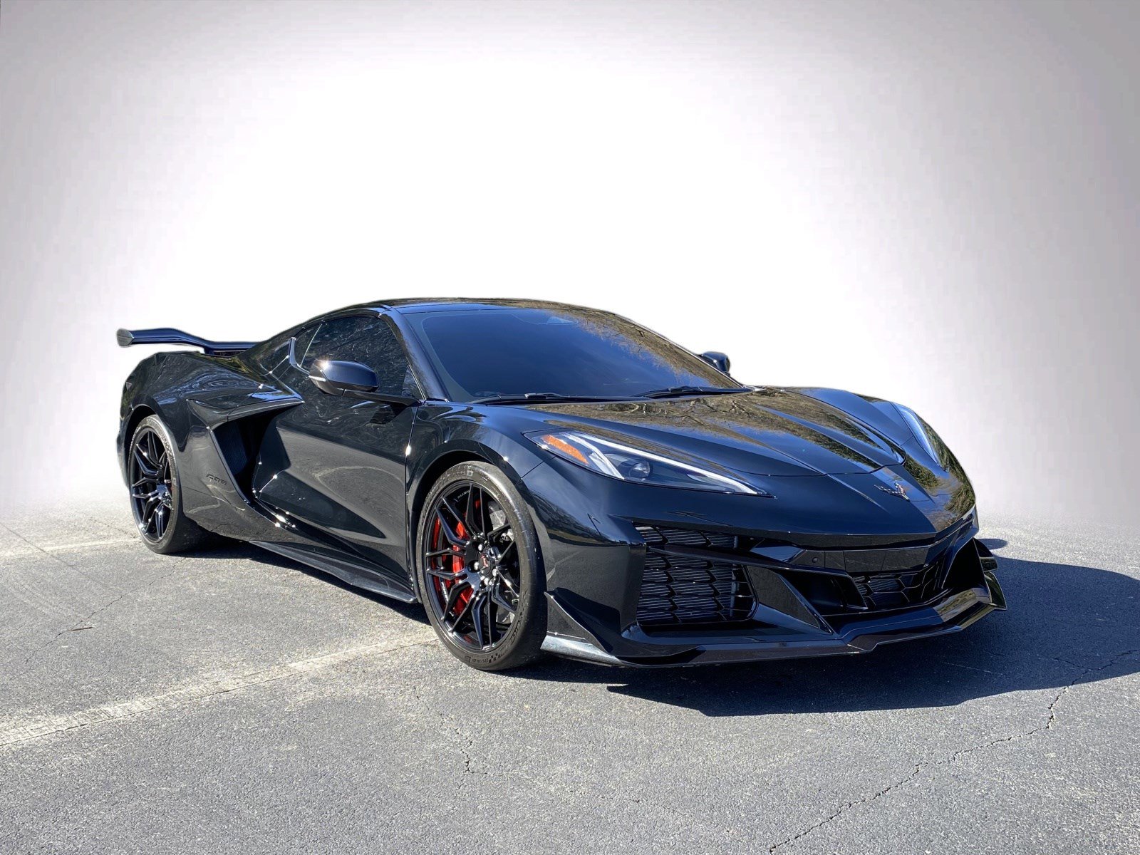 Used 2025 Chevrolet Corvette Z06 w/ Z07 Performance Package video 2