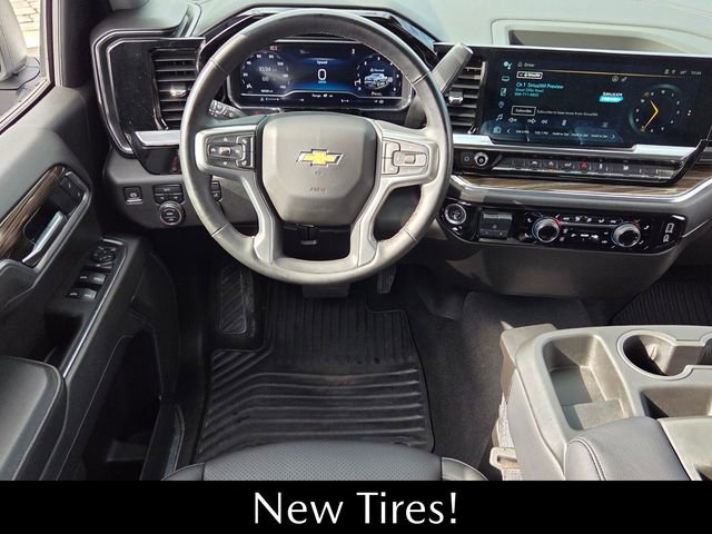 Used 2025 Chevrolet Silverado 1500 LT w/ Work Truck Package image 8