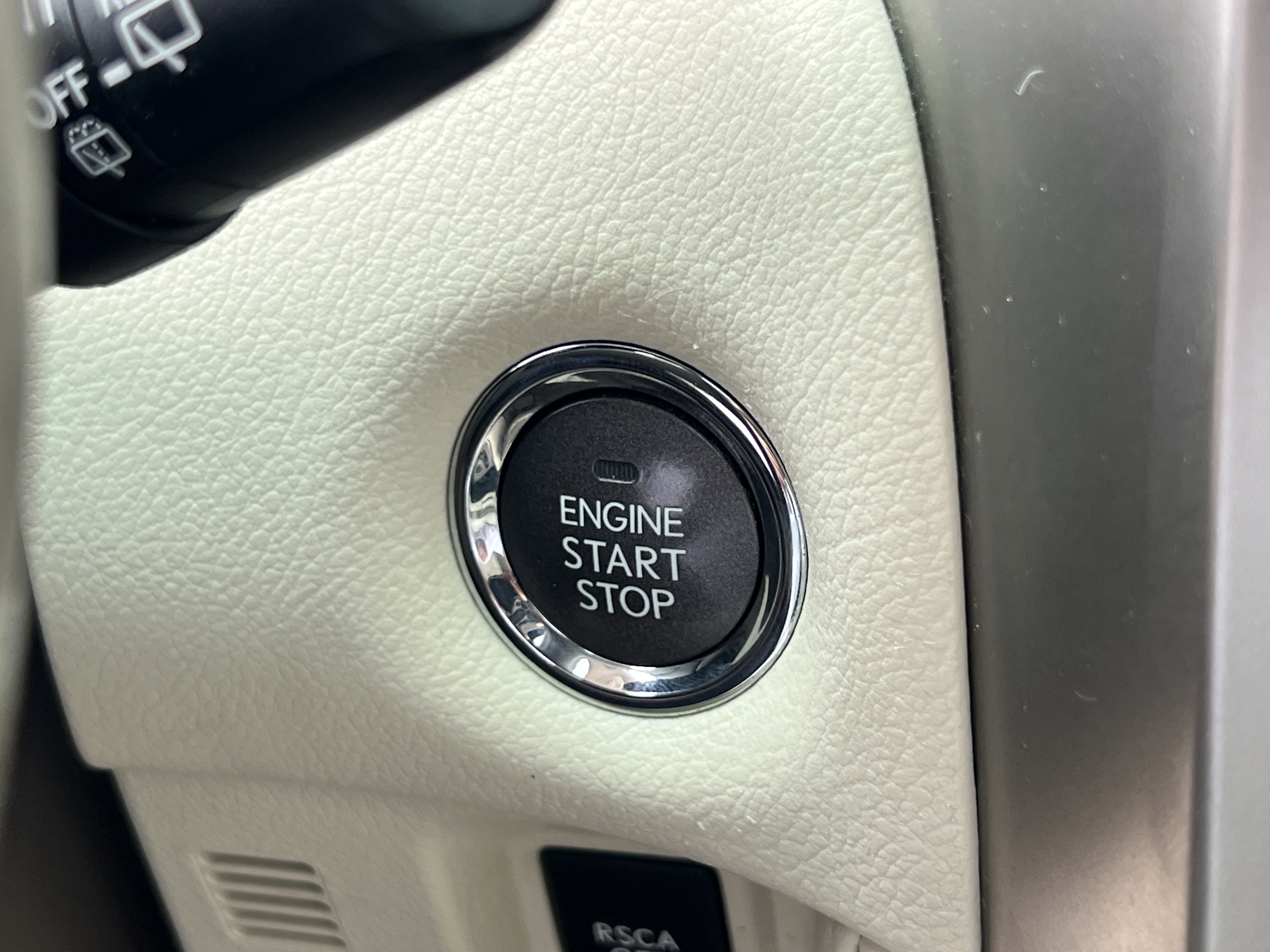 Used 2013 Lexus GX 460 w/ Comfort Plus Pkg image 21