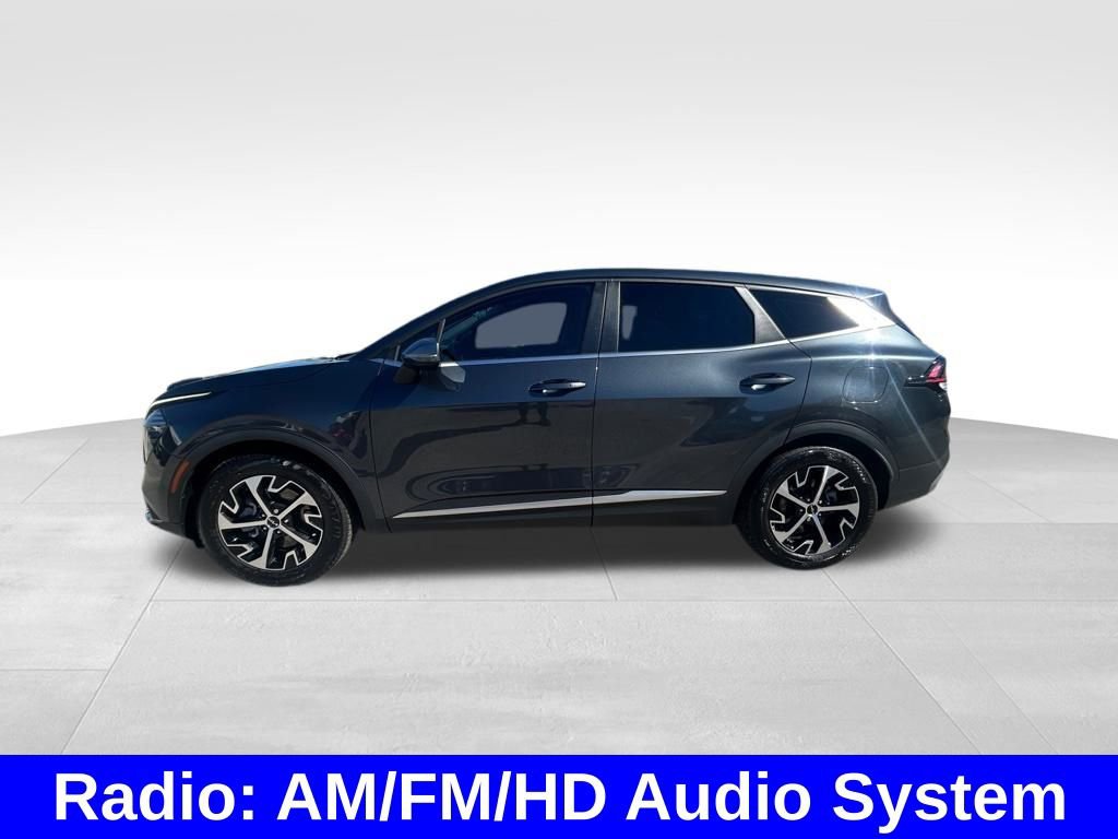 Used 2024 Kia Sportage EX image 7
