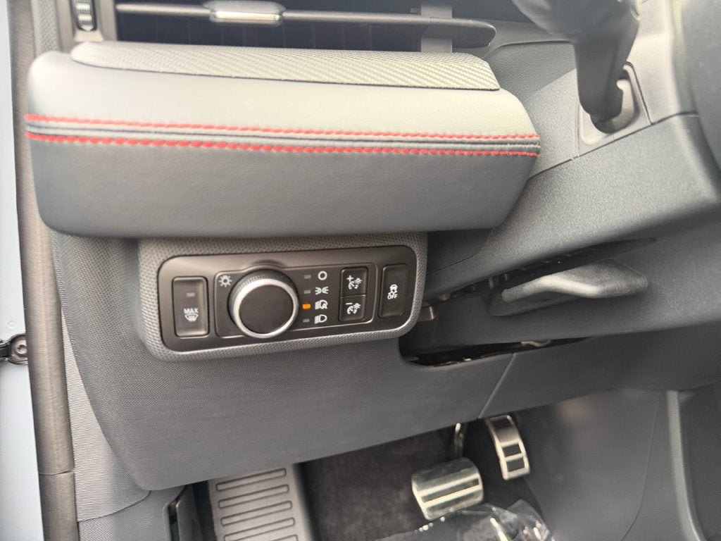 Certified 2025 Ford Mustang Mach-E Premium w/ Sport Appearance Package AWD/4WD image 20