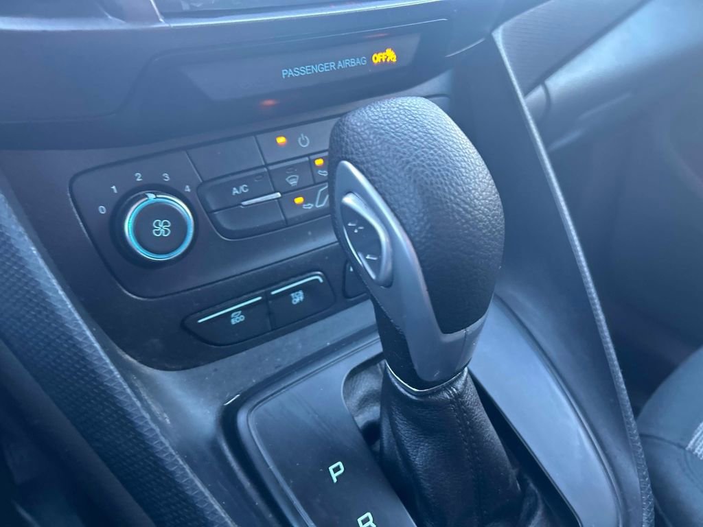 Used 2022 Ford Transit Connect XL image 28