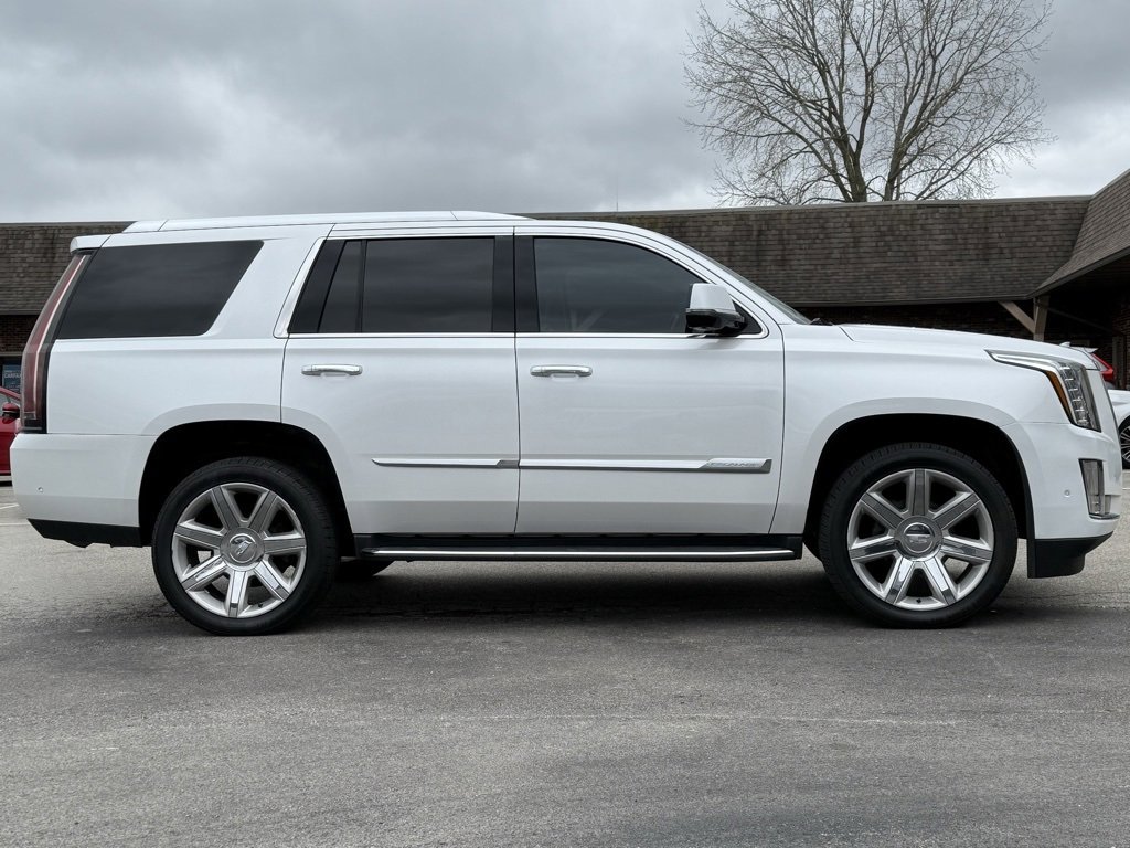 Used 2017 Cadillac Escalade Luxury image 6