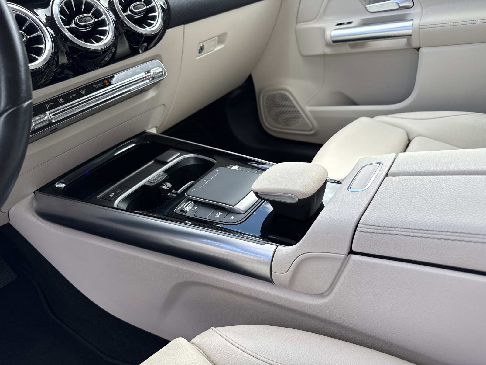 Used 2023 Mercedes-Benz GLA 250 image 24