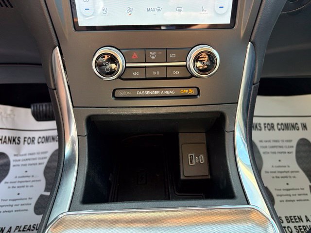 Used 2024 Ford Edge Titanium AWD/4WD image 19