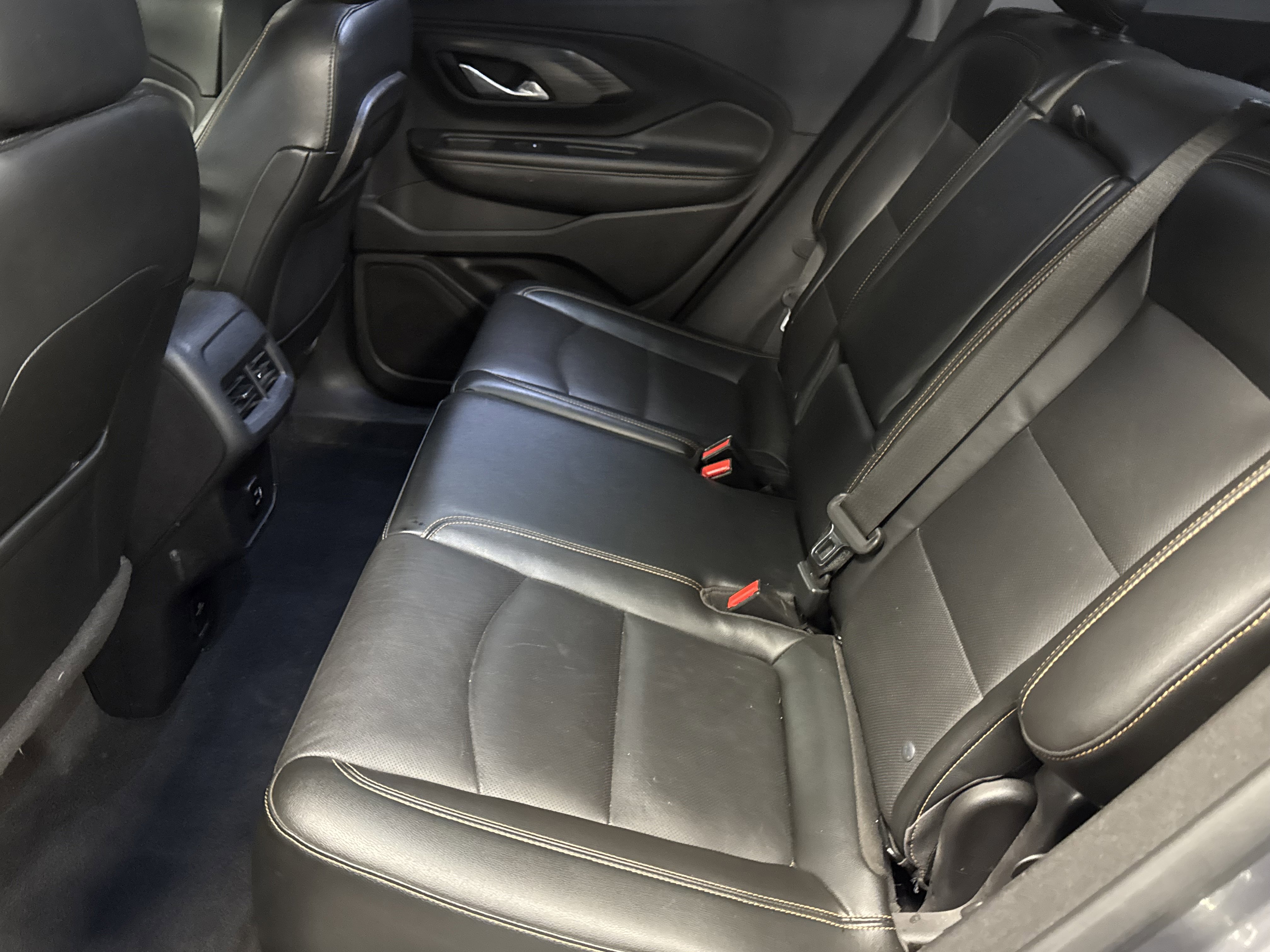 Used 2018 GMC Terrain SLT w/ Infotainment Package II FWD image 11