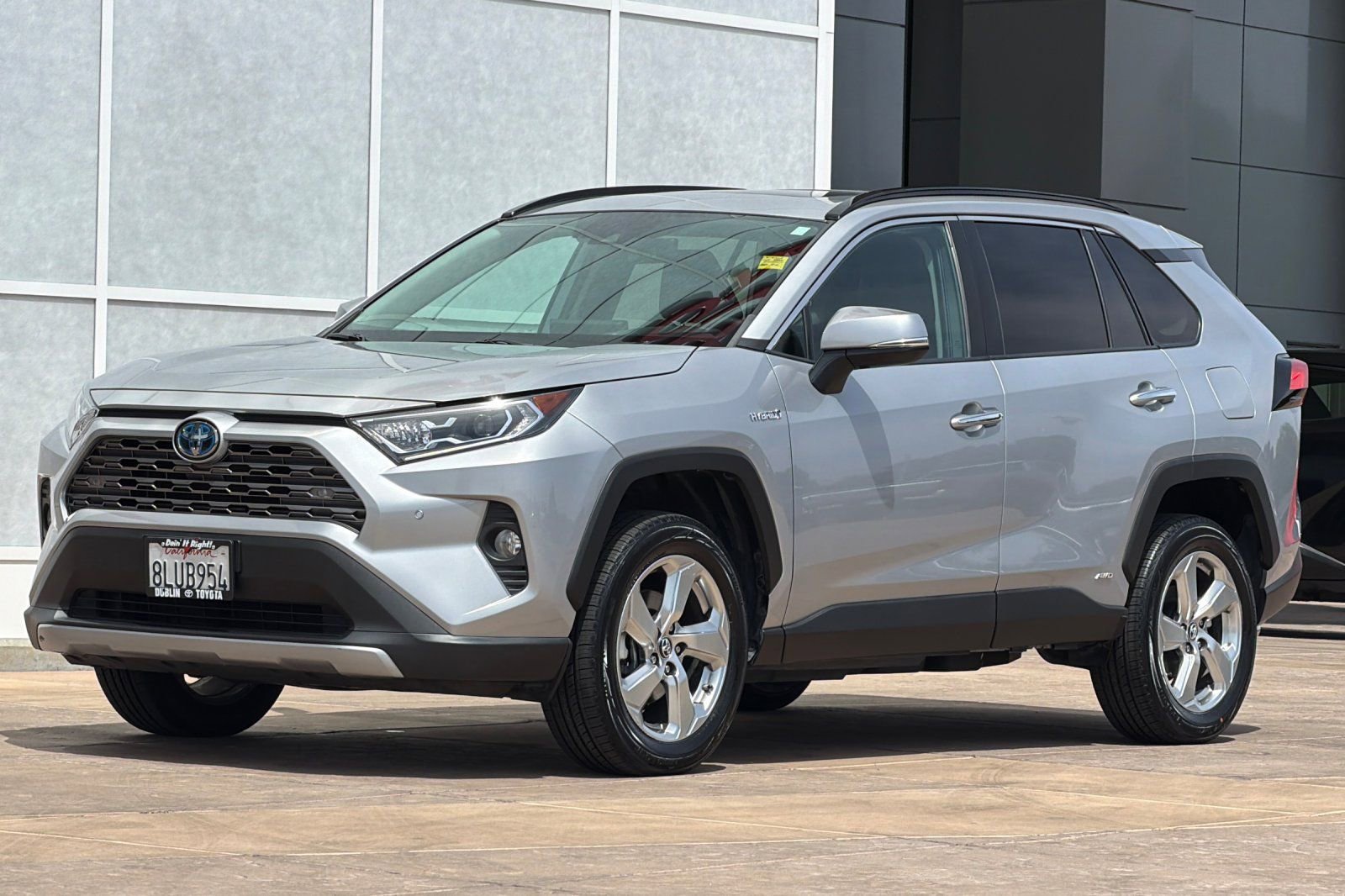 Used 2019 Toyota RAV4 Limited AWD/4WD image 8