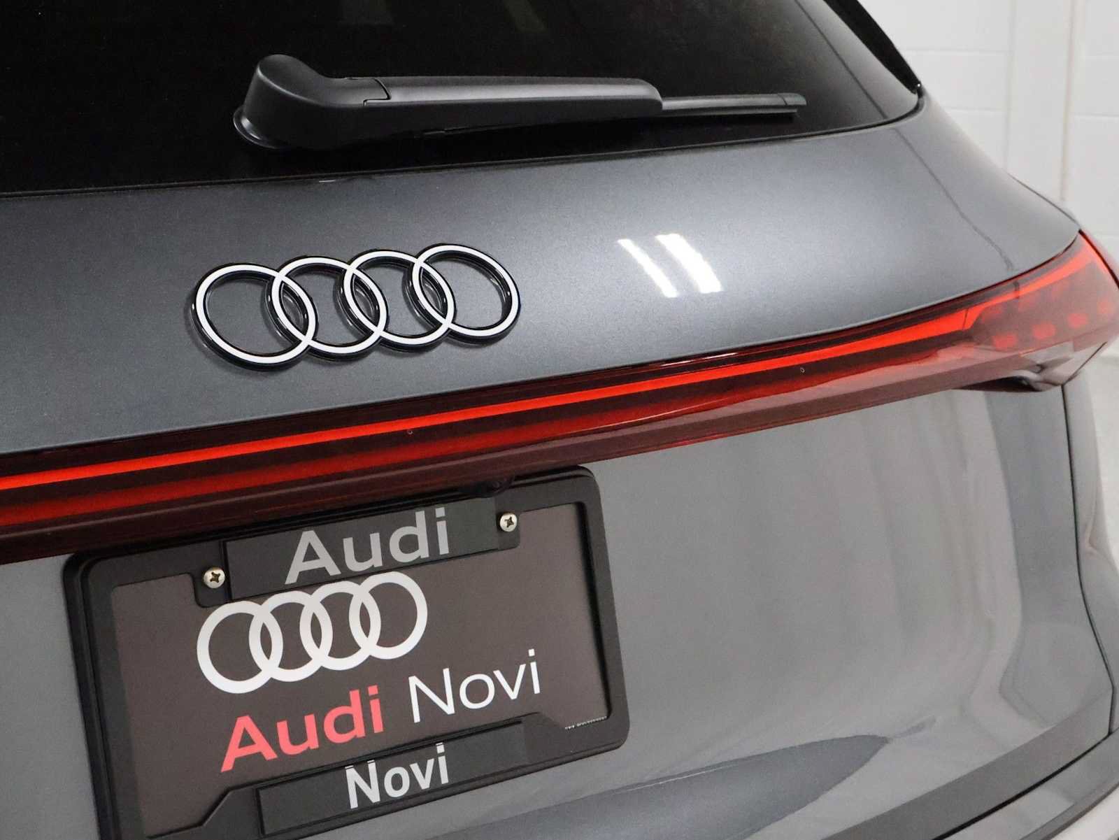 New 2026 Audi SQ5 Premium Plus AWD/4WD image 8