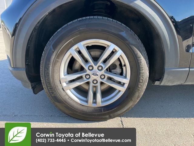 Used 2023 Ford Explorer XLT AWD/4WD image 26