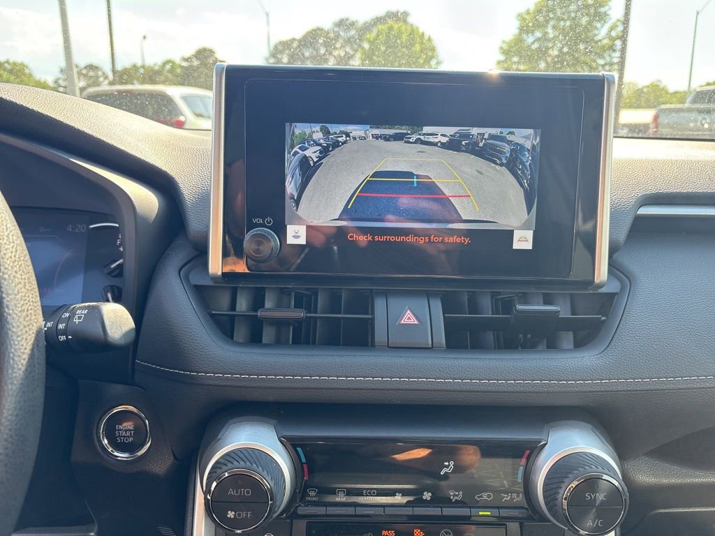Used 2024 Toyota RAV4 XLE FWD image 18