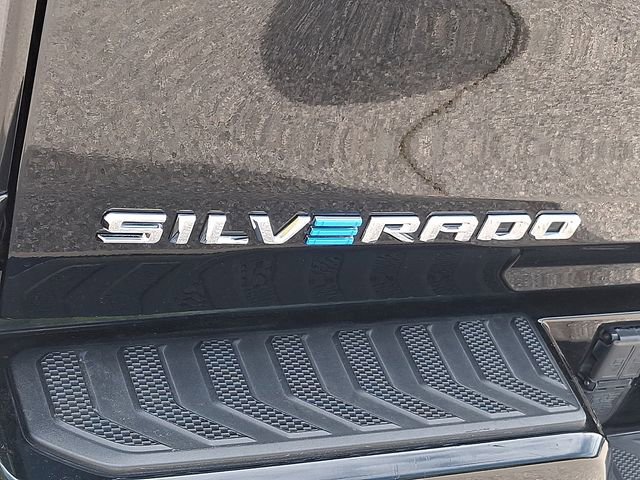Used 2024 Chevrolet Silverado EV RST AWD/4WD image 36