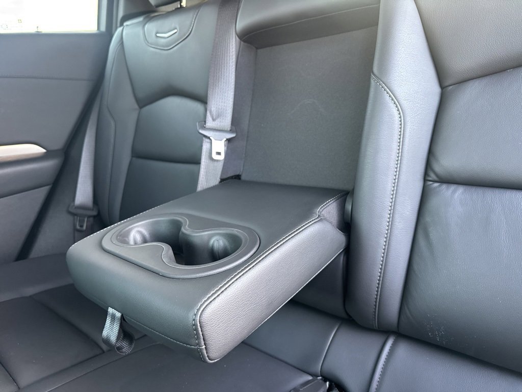 Used 2022 Cadillac XT4 Premium Luxury w/ Enhanced Visibility Package image 40