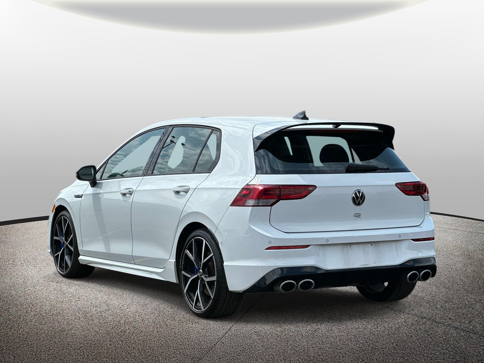 Used 2022 Volkswagen Golf R AWD/4WD image 3