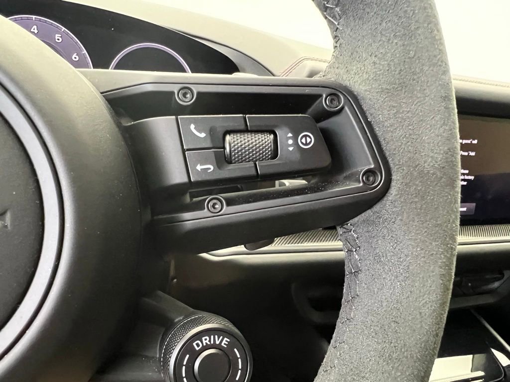 Certified 2025 Porsche Cayenne GTS image 8