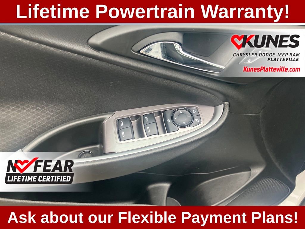 Used 2024 Chevrolet Malibu LT image 12