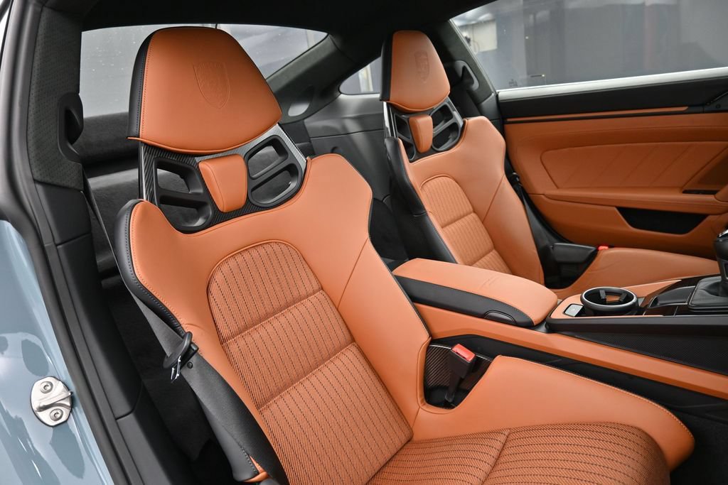 Certified 2024 Porsche 911 GT3 RS RWD image 32